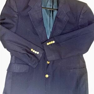 Men’s blue blazer